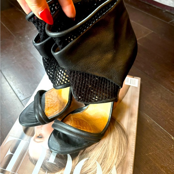 Iro leather ankle boots with netting detail, 4.5” heel, size 37, 6.5/7 - Picture 6 of 6